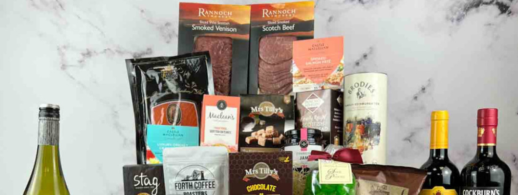 Celebrating Father's Day with a Tasty Food Gift Hampers Gift Guide Celebrating Father's Day with a Tasty Food Gift Hampers Gift Guide